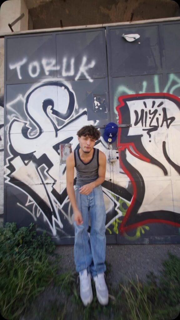 7acht.envoyage — Graffiti-Clip · Hot-Pick